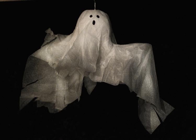 Floating Tissue Ghost